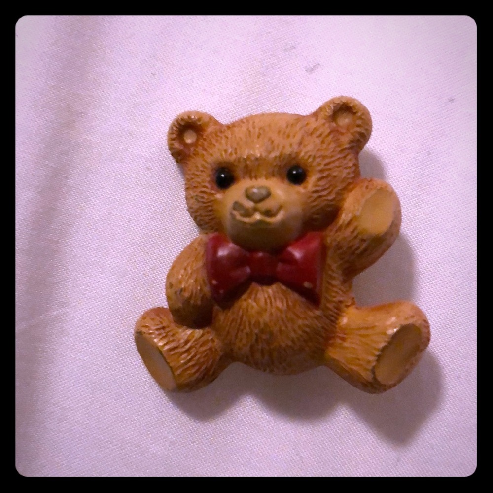 Vintage teddy brooch